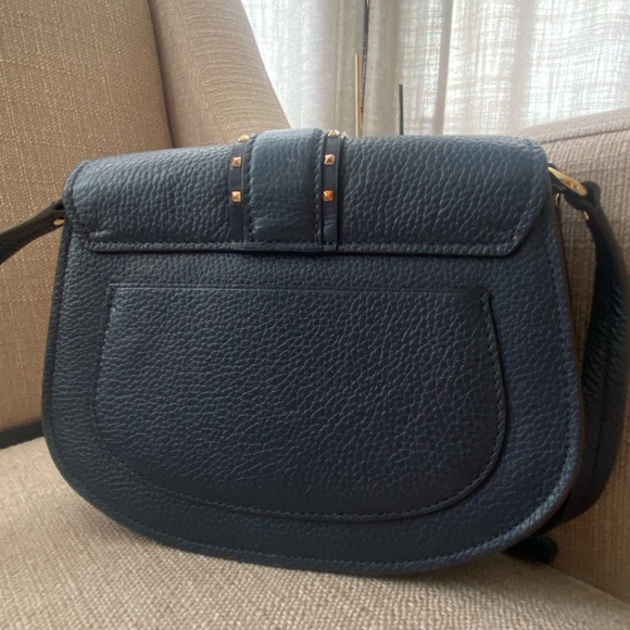 Michael Kors navy pebbled leather cross body with gold accents - Picture 8 of 16